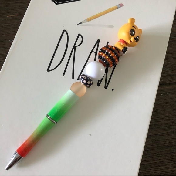 Disney Doorables: Winnie the Pooh: Pooh with soccer ball handmade beaded pen - Picture 2 of 3